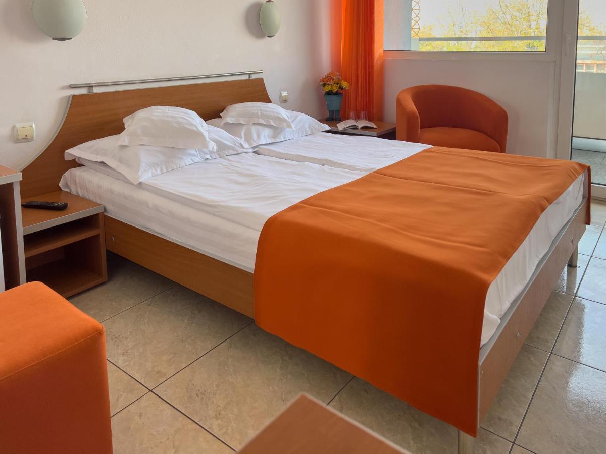 Hotel Dunarea Mamaia Esterno foto